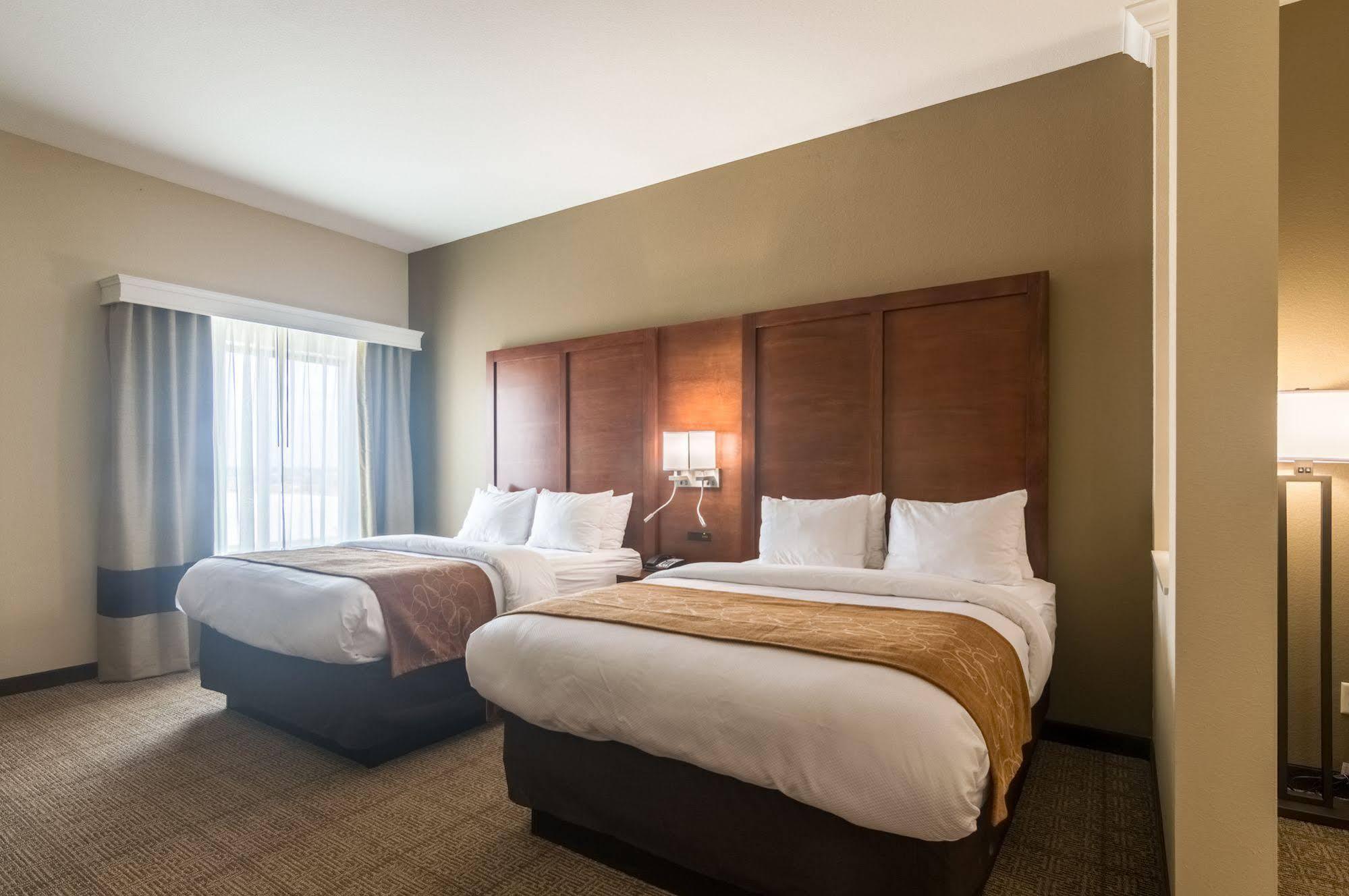 Comfort Suites Meridian And I-40 Oklahoma City Bagian luar foto