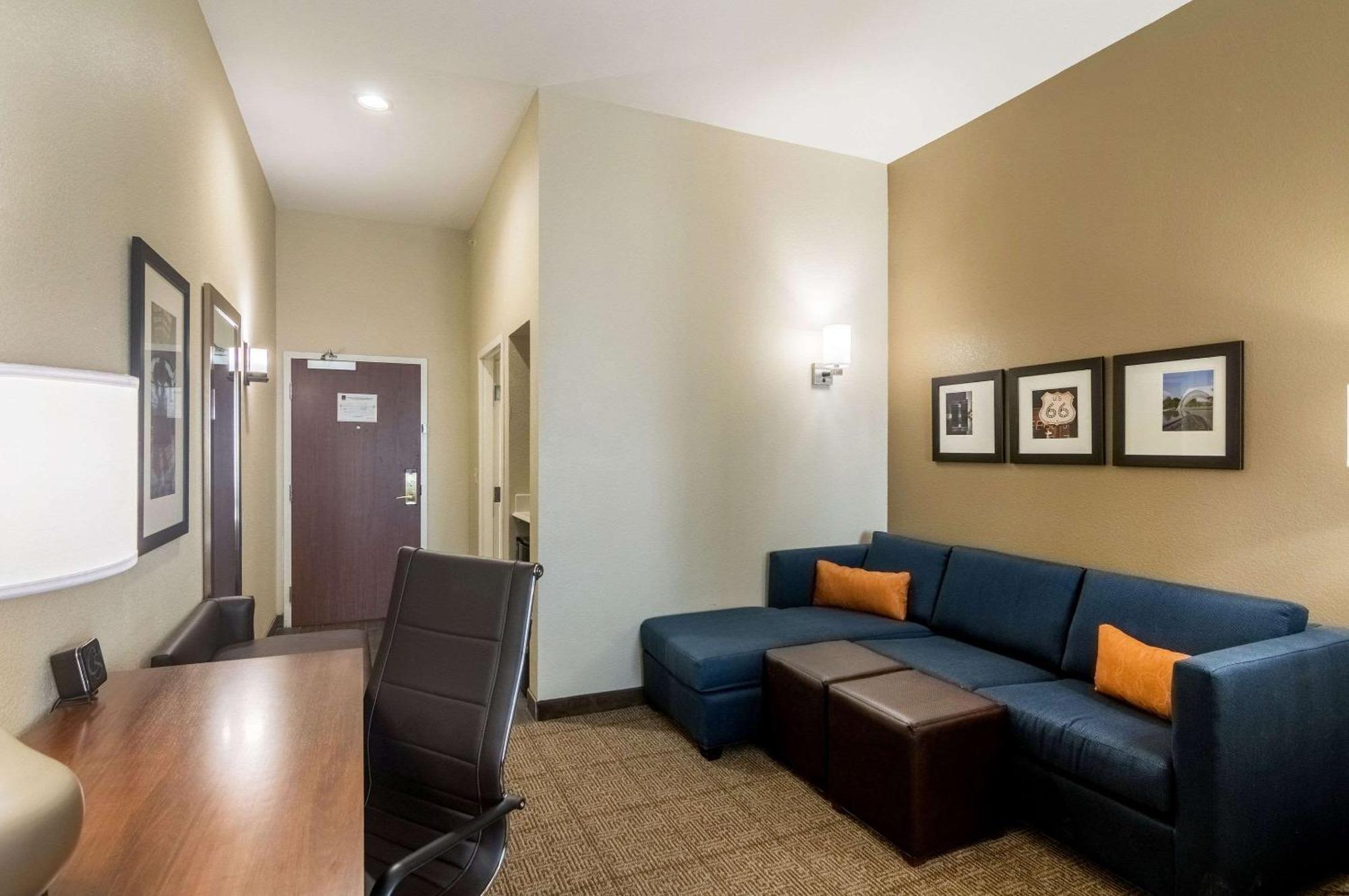 Comfort Suites Meridian And I-40 Oklahoma City Bagian luar foto