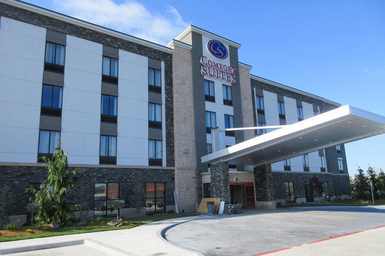 Comfort Suites Meridian And I-40 Oklahoma City Bagian luar foto