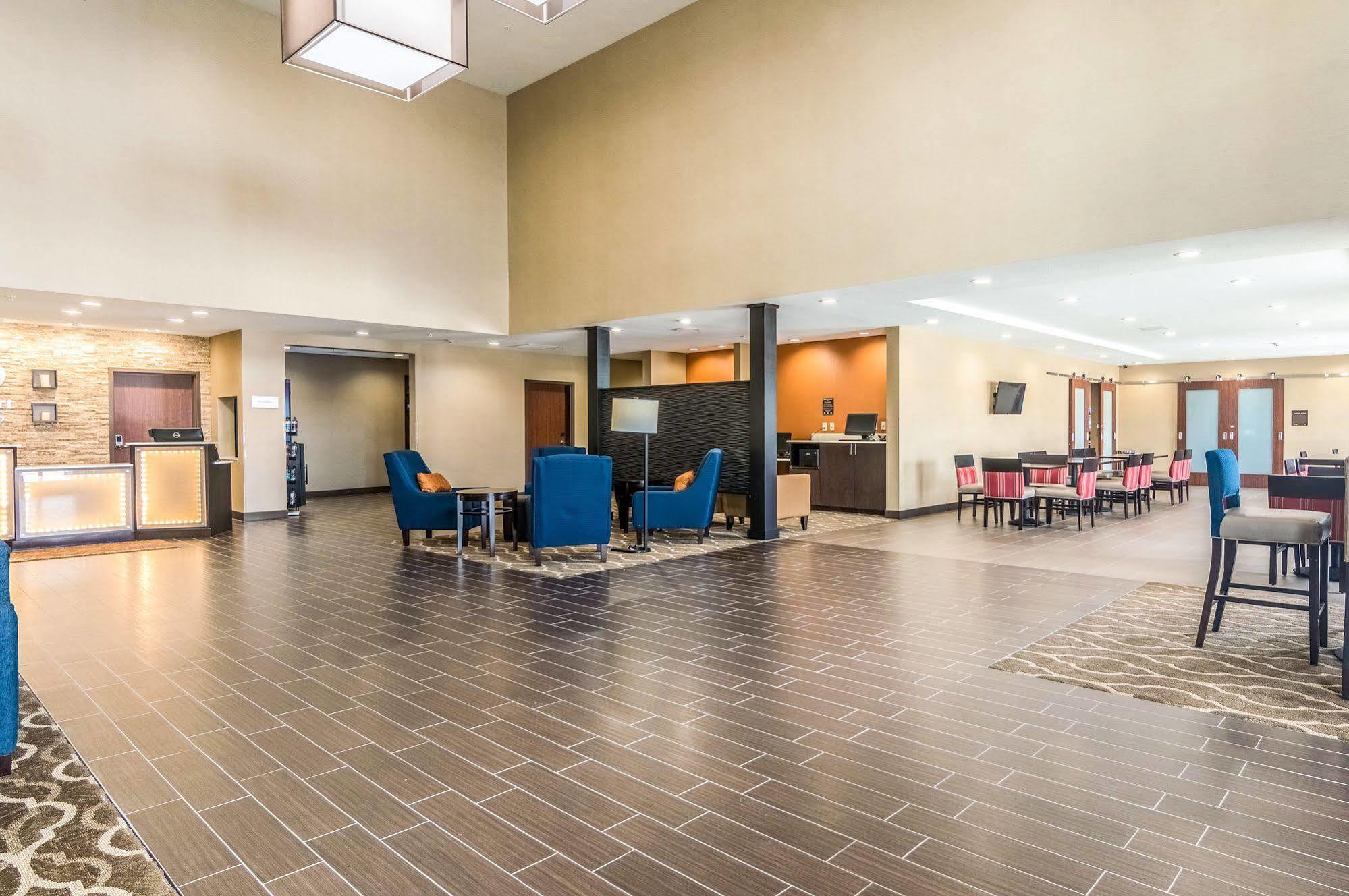 Comfort Suites Meridian And I-40 Oklahoma City Bagian luar foto
