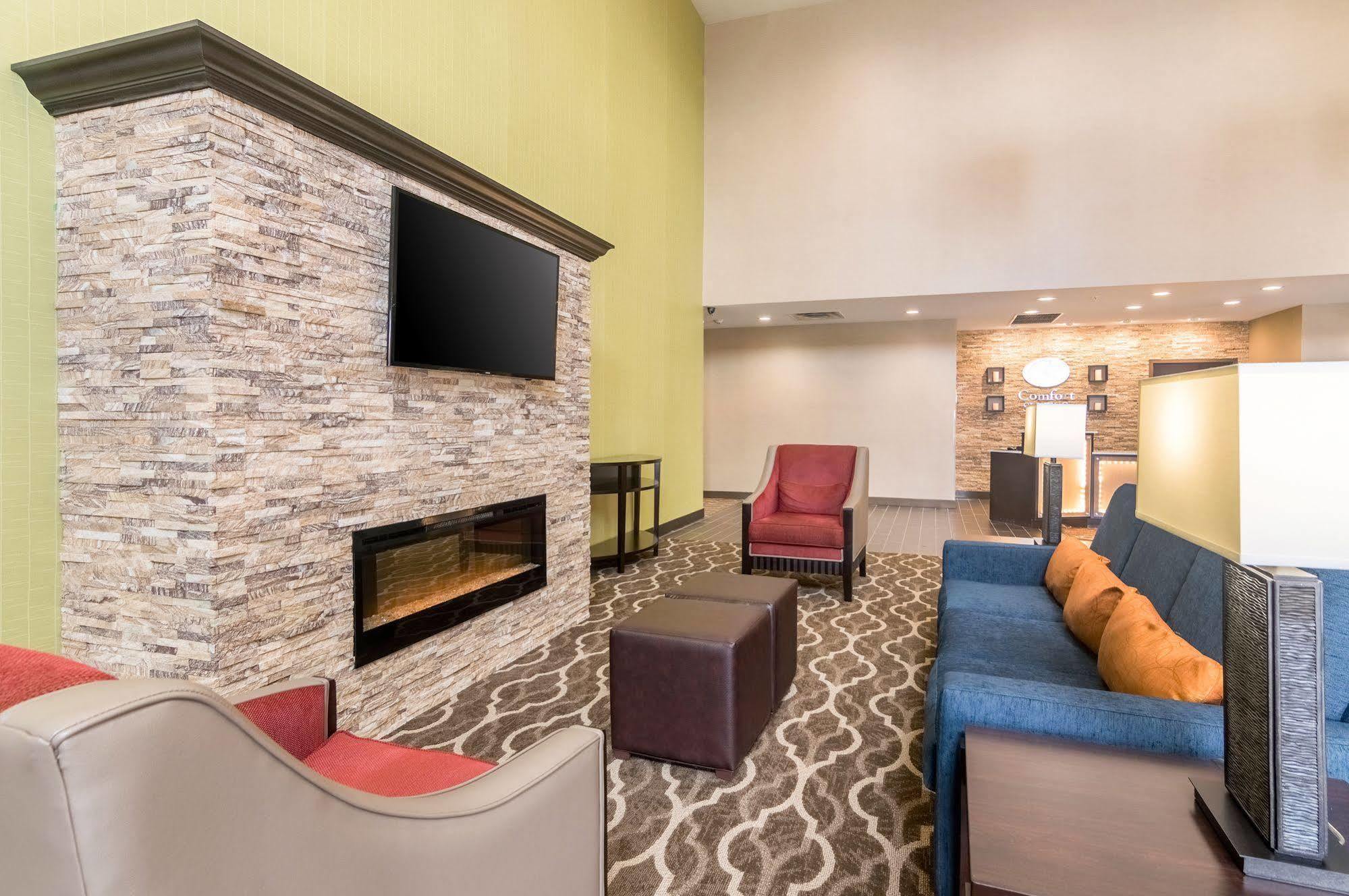 Comfort Suites Meridian And I-40 Oklahoma City Bagian luar foto